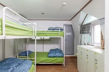 The One Hostel Hongdae In Seoul - Foreigner Only